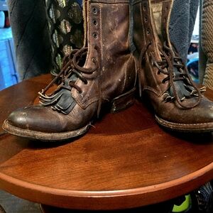 Brown Leather Lace-Up Boots with Distressed Finish